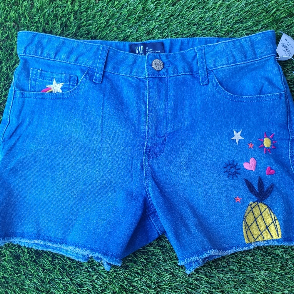 Gap blue denim shortie shorts NWT